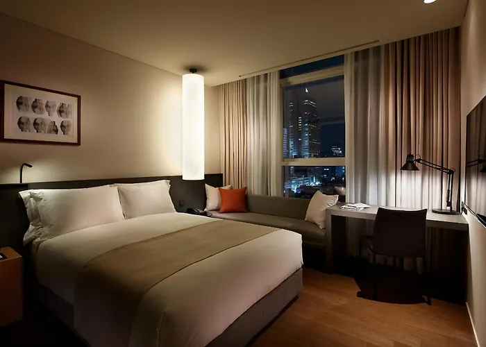 Shilla Gangnam Yeoksam Hotel 4*