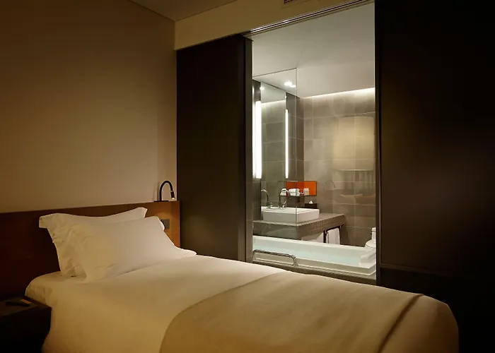 Shilla Gangnam Yeoksam Hotel