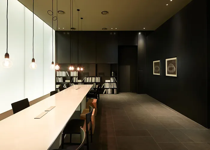 Shilla Gangnam Yeoksam Hotel