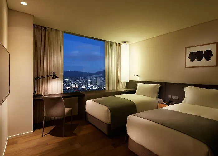 Shilla Gangnam Yeoksam Hotel