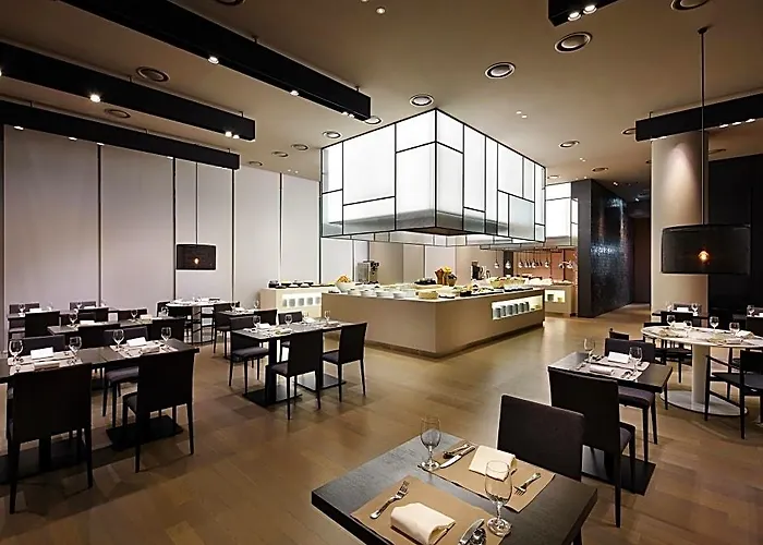 Shilla Gangnam Yeoksam Hotel 4*