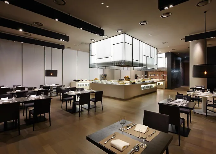 Shilla Gangnam Yeoksam Hotel 4*
