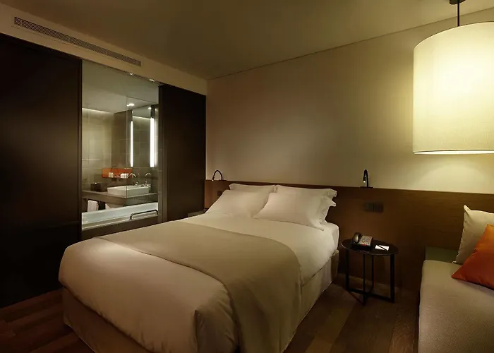 Shilla Gangnam Yeoksam 4*